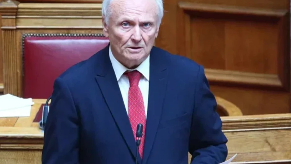 Γιάννης Ανδριανός -Υπογράφηκαν οι συμβάσεις για τα υλικά δακοκτονίας 2026–2028 και ξεκίνησαν ήδη οι παραδόσεις