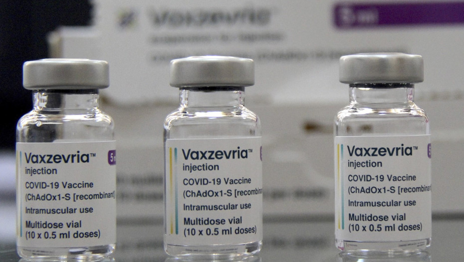 H AstraZeneca “χτυπάει” τη Bristol Myers Squibb με τον καρκίνο στο επίκεντρο