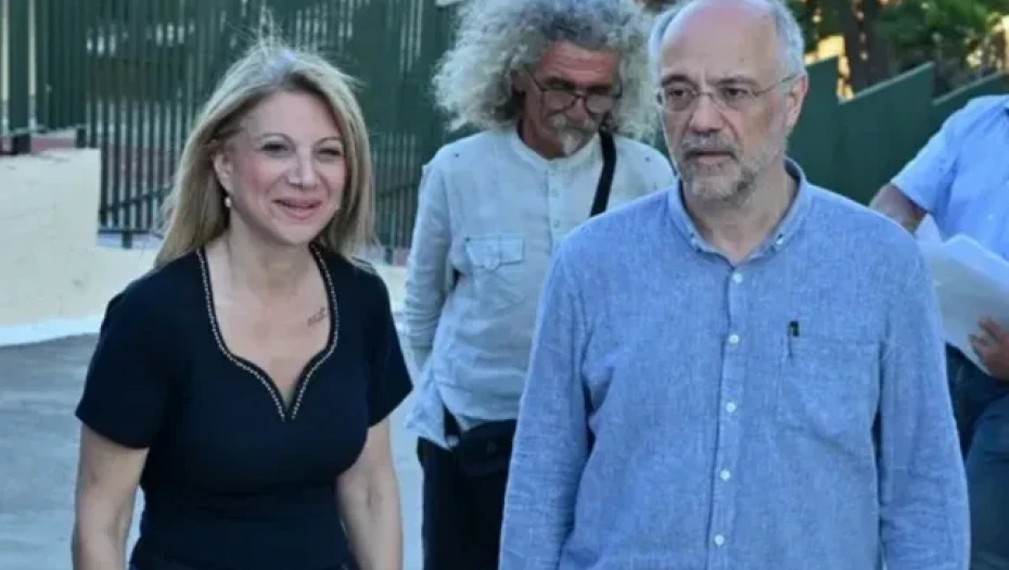 Αυγερινός, Μουτσάτσου και άλλοι 20 κατά Καρυστιανού – “Στάση αρχής η αποχώρησή μας”