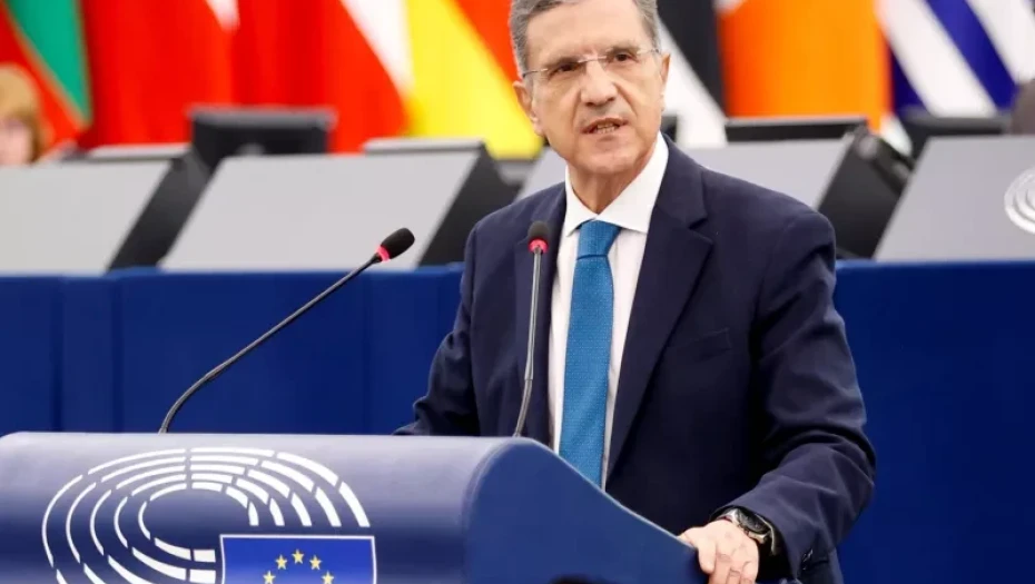 «Ο Γ. ΑΥΤΙΑΣ ΖΗΤΑ ΕΛΕΓΧΟ ΣΕ ΑΓΟΡΕΣ ΑΚΙΝΗΤΩΝ ΑΠΟ ΤΡΙΤΕΣ ΧΩΡΕΣ ΣΕ ΔΙΑΣΥΝΟΡΙΑΚΕΣ ΠΕΡΙΟΧΕΣ»