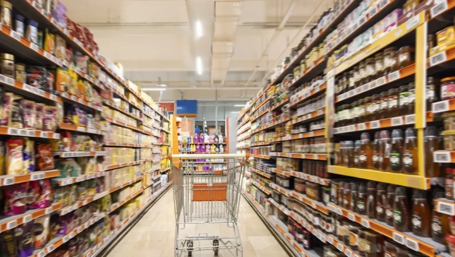 NielsenIQ: Άνοδος 6,7% στις πωλήσεις των super market το πρώτο εξάμηνο – Στα 5,7 δισ. ο τζίρος των βασικών προϊόντων