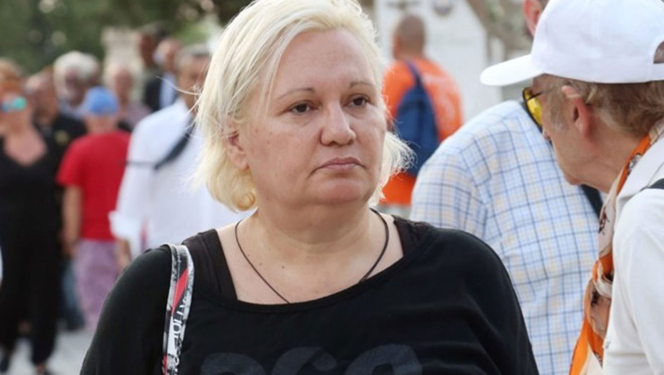 Στο νοσοκομείο η Καίτη Φίνου – «Οι πόνοι είναι φρικτοί»