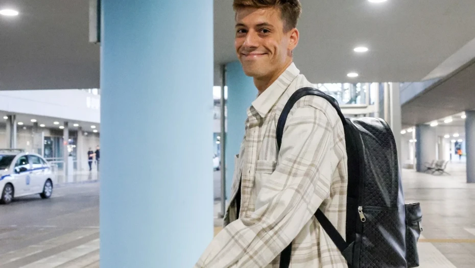 Οριστικά παίκτης της Ντόρτμουντ είναι ο Γιάννης Κωνσταντέλιας και πλέον απομένουν μόνο οι σχετικές ανακοινώσεις για να σφραγιστεί η «χρυσή» συμφωνία.