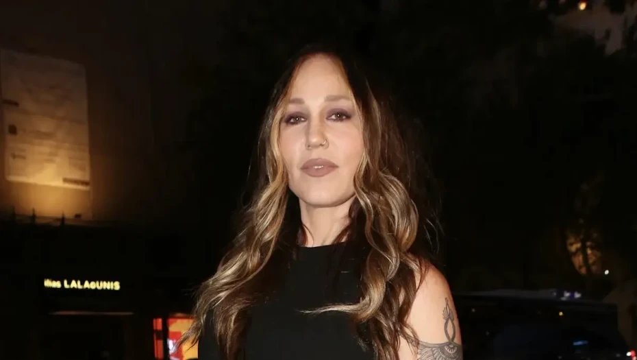 Οι Metallica στρέφουν ξανά το βλέμμα τους στην Ελλάδα – Η Πηνελόπη Αναστασοπούλου ξεχώρισε στον παγκόσμιο διαγωνισμό τους