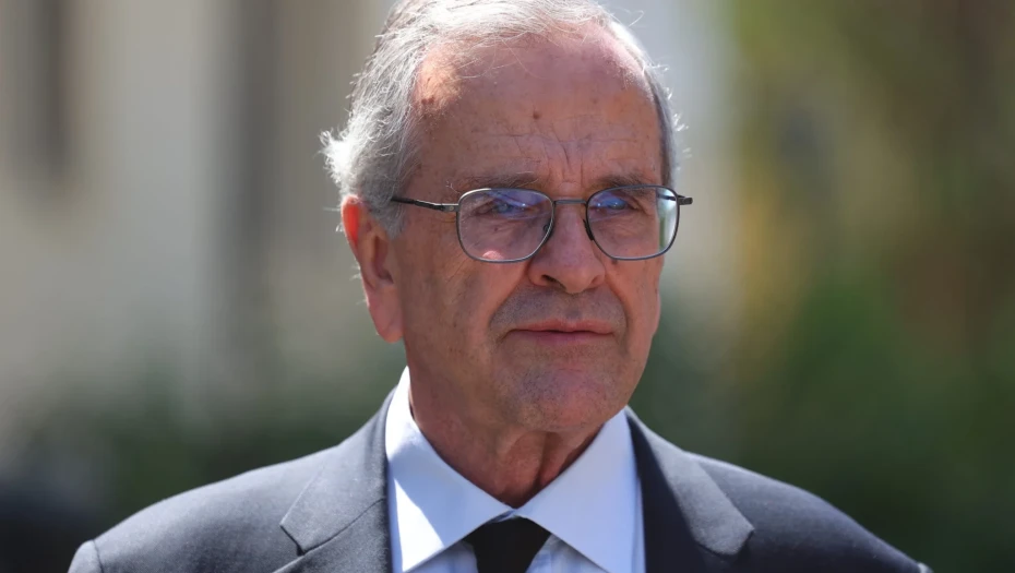 Αντώνης Σαμαράς: Οι στενοί συνεργάτες του Αντώνη Σαμαρά κρατούν κλειστά τα χαρτιά τους
