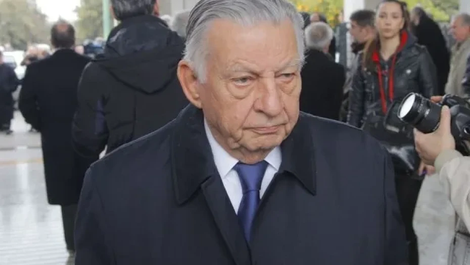 Πέθανε ο Γιάννης Βαρβιτσιώτης
