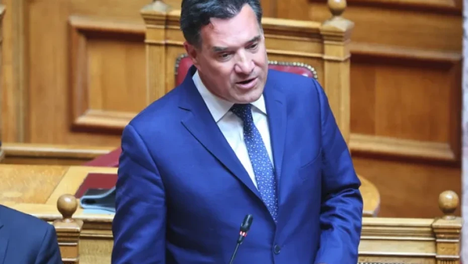 Άδωνις Γεωργιάδης: Αν βγει ο μέγας στρατηλάτης Τσίπρας θα σταματήσει το κλείσιμο των Στενών του Ορμούζ;