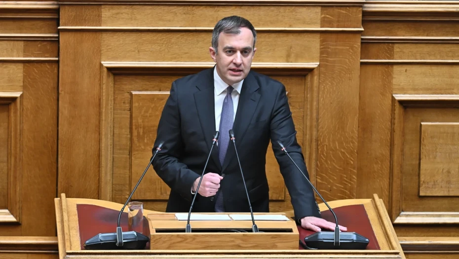 Τάσος Χατζηβασιλείου σε Αλέξη Τσίπρα: «Η χώρα δεν θα πληρώσει ξανά το μάρμαρο του λαϊκισμού»