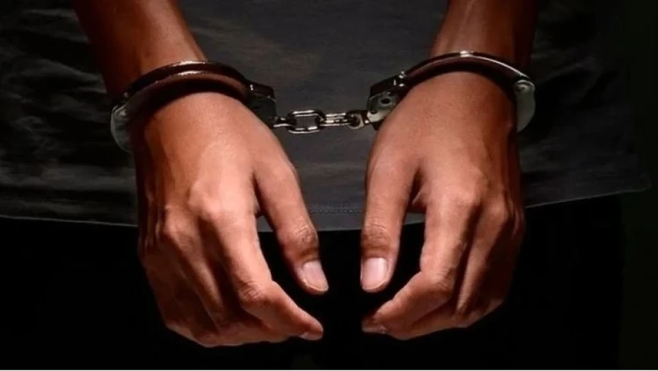 Νίκαια: Συνελήφθη 43χρονος που διακινούσε λαθραία καπνικά προϊόντα