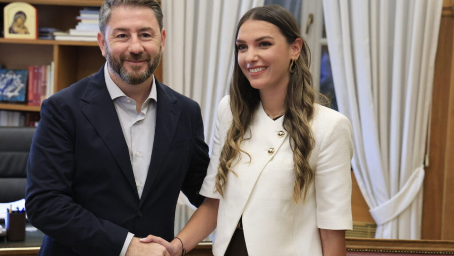 Στο ΠΑΣΟΚ η βουλευτής Μυρτώ Κοροβέση