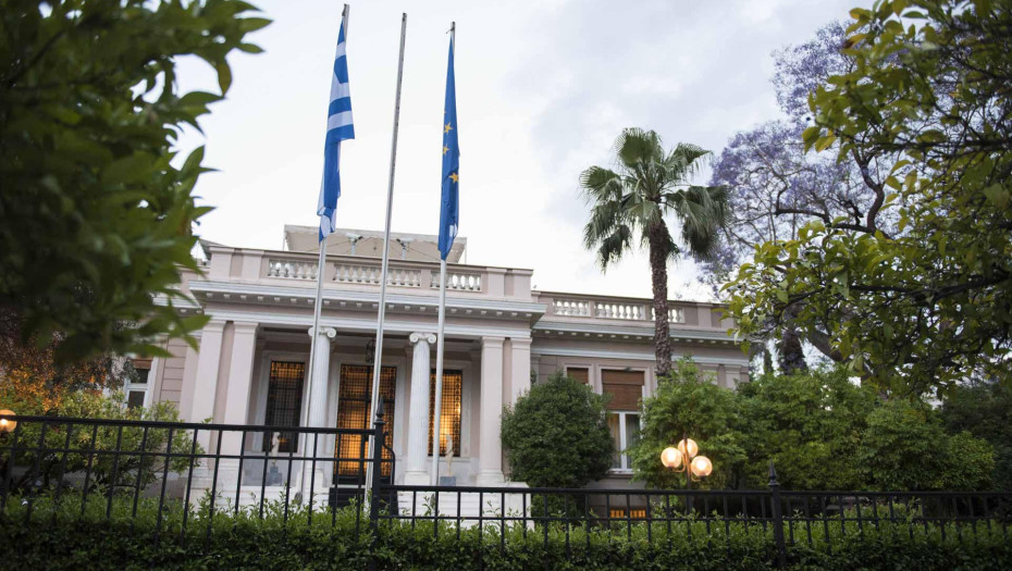Νέο deadline για την παραίτηση των αντιπεριφερειαρχών για όσους επιθυµούν να δοκιµαστούν στην κεντρική πολιτική σκηνή