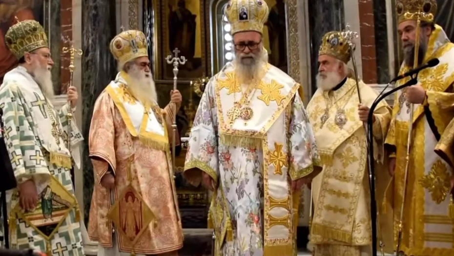 Από την παρουσίαση των 53 κειμηλίων σχολιάστηκε η απουσία του Μητροπολίτη Δράμας κ. Δωρόθεου