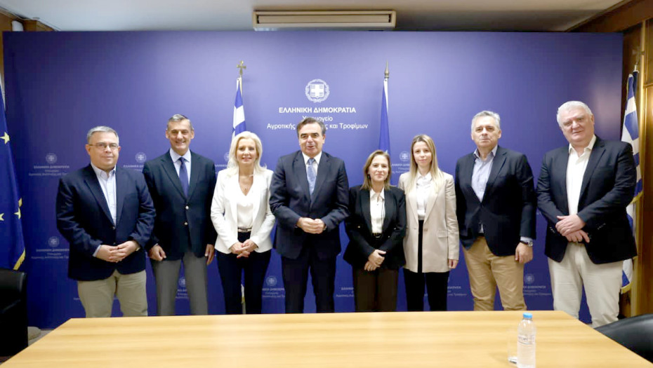 Συνάντηση Σχοινά με τις 7 Αποκεντρωμένες Διοικήσεις: Στο επίκεντρο η αποτελεσματικότερη άσκηση των κρατικών αρμοδιοτήτων στον πρωτογενή τομέα