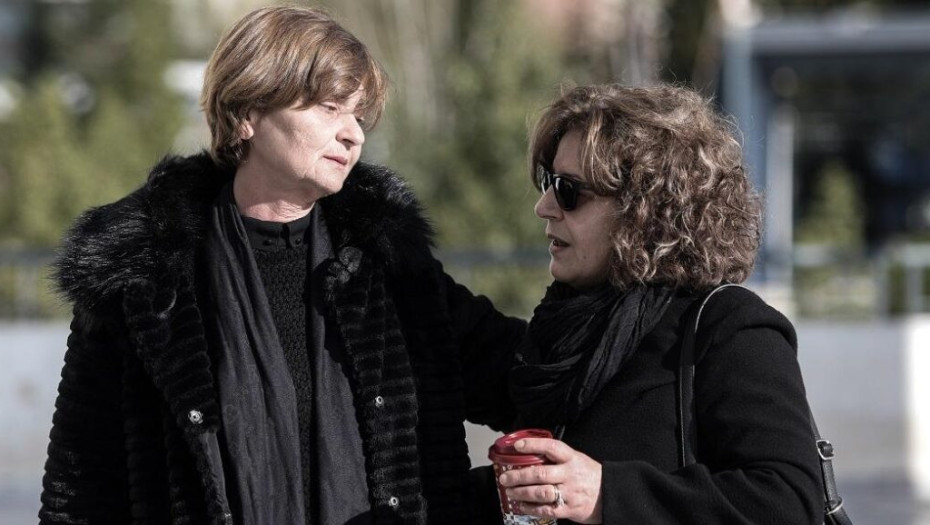 Συγκλονίζει η μητέρα Τοπαλούδη για τη Μάγδα Φύσσα: Μάνα κουράγιο, κράτα γερά