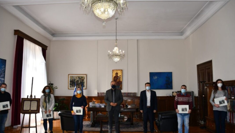 Θεόδωρος Καράογλου: Φωτεινά παραδείγματα προσφοράς οι εθελοντές νοσηλευτές