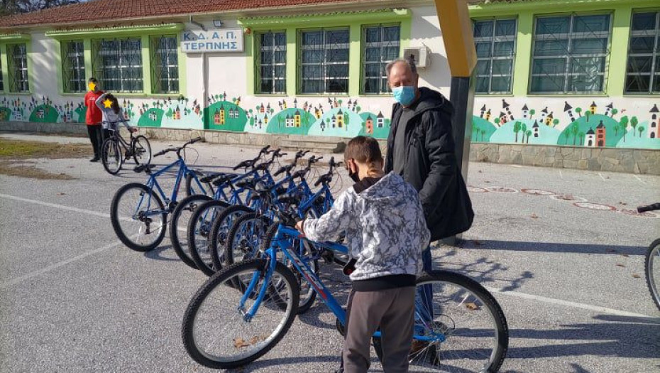 Στο Δήμο Βισαλτίας Τα παιδιά των ΚΔΑΠ παραλαμβάνουν τα ποδήλατα τους