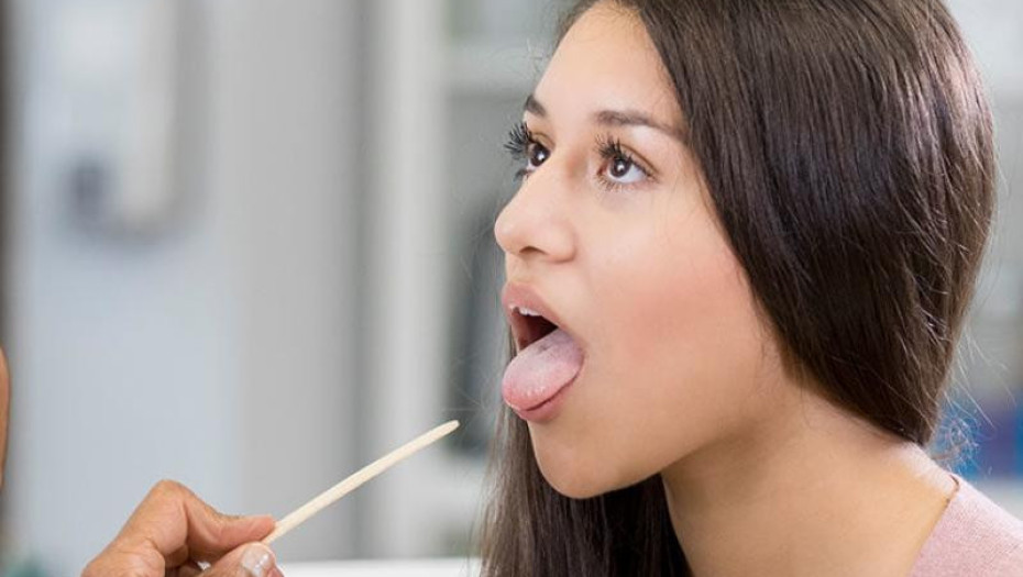 Κορωνοϊός: Πώς φαίνεται σε στόμα, γεύση, γλώσσα – Τα 4 ύποπτα συμπτώματα (ΦΩΤΟ)