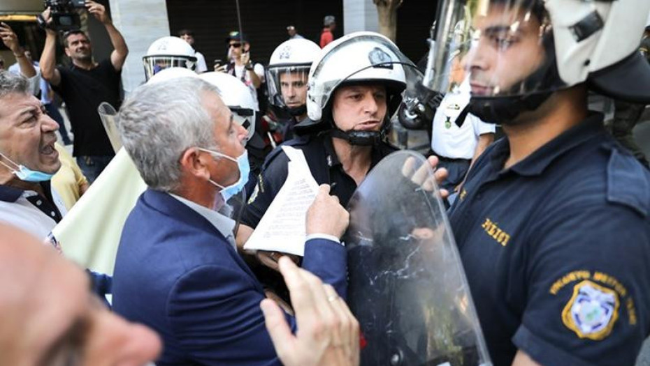 Η Πανελλήνια Ομοσπονδία Εργαζομένων Δημόσιων Νοσοκομείων Έγινε Πρωτοσέλιδο Λόγω της ποινικής Δίωξης του Προέδρου της ΠΟΕΔΗΝ για την μη τήρηση του αντισυνδικαλιστικού Νόμου