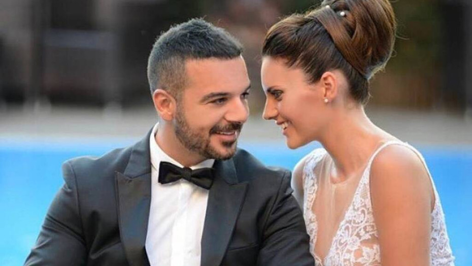 Survivor: Η σύζυγος του Τριαντάφυλλου είναι γιατρός και εντυπωσιάζει με την ομορφιά της