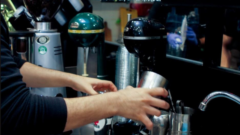 Σέρρες – Θεσσαλονική: Λειτουργεί ξανά το Take Away με παρέμβαση Τζιτζικώστα