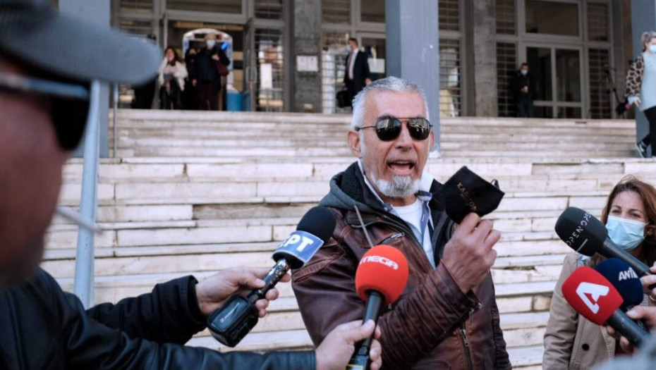 Θεσσαλονίκη: Δίωξη στον πατέρα-αρνητή του self test – Απαγορεύτηκε η είσοδος του γιου του στην τάξη