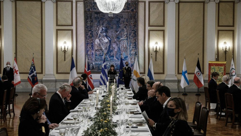 Επίσημο δείπνο στο Προεδρικό Μέγαρο: Φωτογραφίες από τους καλεσμένους – Το μενού