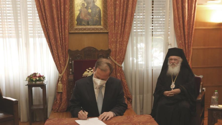 Ο Κώστας Καραμανλής ξεκινά το Εκκλησιαστικό Μητροπολιτικό Μουσείο και το Κέντρο Συντήρησης Κειμηλίων!