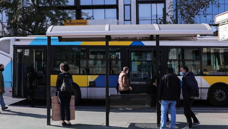 Συνελήφθη άνδρας 19 ετών που αυτοϊκανοποιήθηκε δίπλα σε κοπέλα, σε λεωφορείο