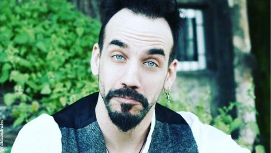 Πάνος Μουζουράκης: «Δεν με ενδιαφέρει να γίνω πατέρας. Το ίδιο εγωιστικό να κάνεις παιδί από το να μη κάνεις»