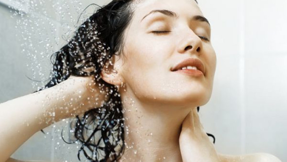 Γιατί πρέπει να σταματήσουμε το μπάνιο με καυτό νερό;