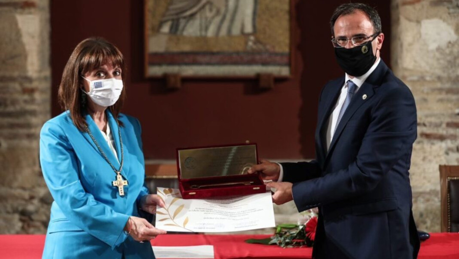 Η πρόεδρος της Δημοκρατίας παρούσα στις επετειακές εκδηλώσεις για την απελευθέρωση των Σερρών!