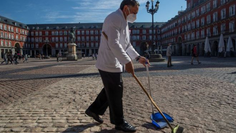Η Ισπανία δοκιμάζει την 4ημέρη εργασία