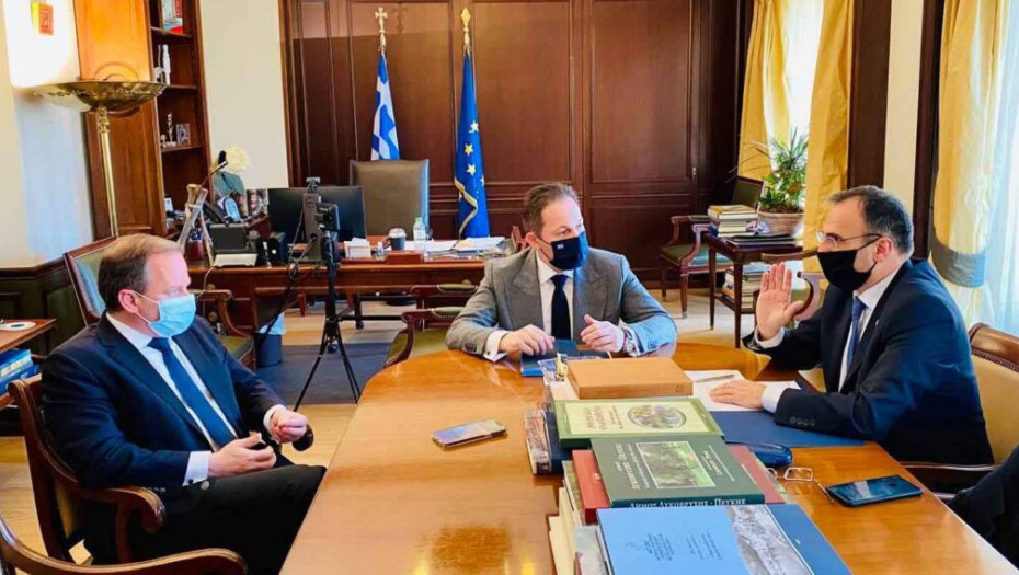 Επέστρεψε ο Χρυσάφης από την Αθήνα με γεμάτες τις βαλίτσες του!