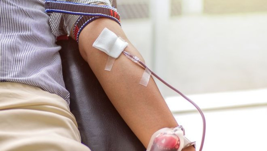 Πάτρα – Καταγγελία: Αντιεμβολιαστές αρνούνται να λάβουν αίμα από εμβολιασμένους