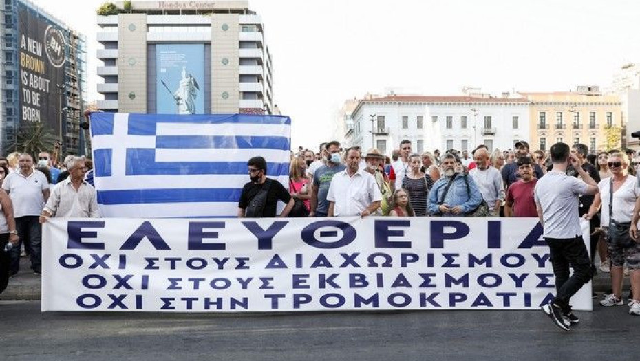 Με σύνθημα «Όχι στον υποχρεωτικό εμβολιασμό» Εκατοντάδες Σερραίοι συμμετείχαν στην συγκέντρωση