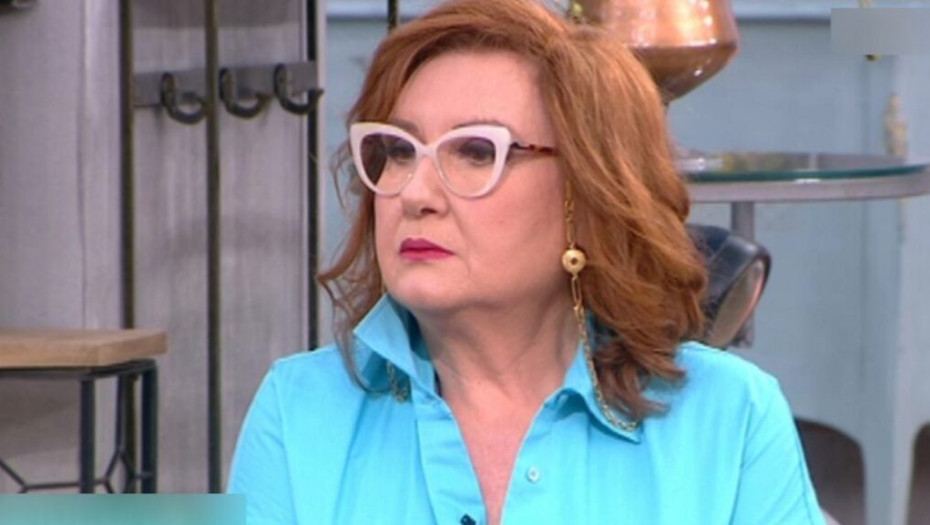 Φωτεινή Ντεμίρη – «Είναι υπάνθρωποι – Βρίσκεις την αδύναμη και την χτυπάς;»