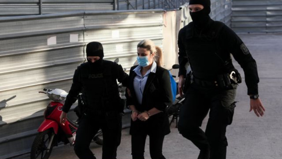 Επίθεση με βιτριόλι – 15 χρόνια φυλάκιση για την Έφη!