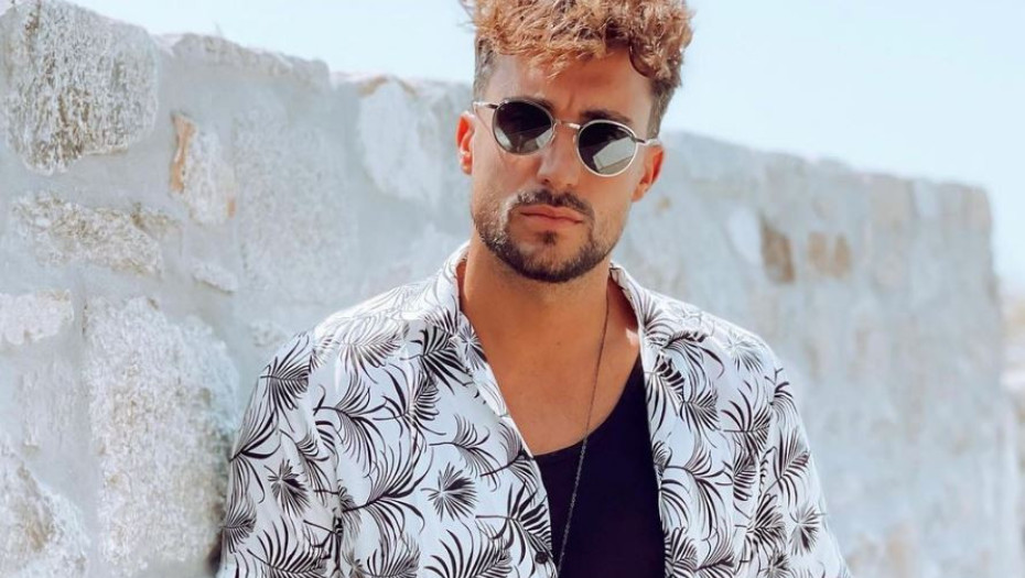 Σάκης Κατσούλης – Κοντά στους πυρόπληκτους ο νικητής του Survivor