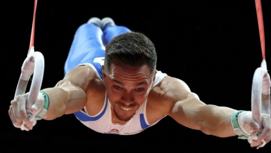 Λευτέρη Πετρούνια, ας πρόσεχες. Ομως, και η κοινωνία έχει ευθύνες!