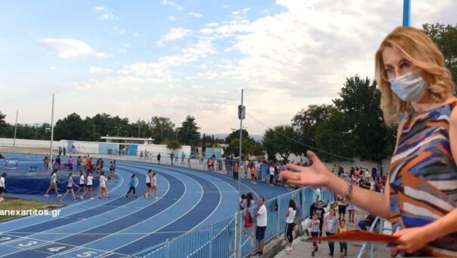 Θένια Χαραλαμπίδου: «Καλό το ταρτάν, αγώνες πότε θα γίνουν;»