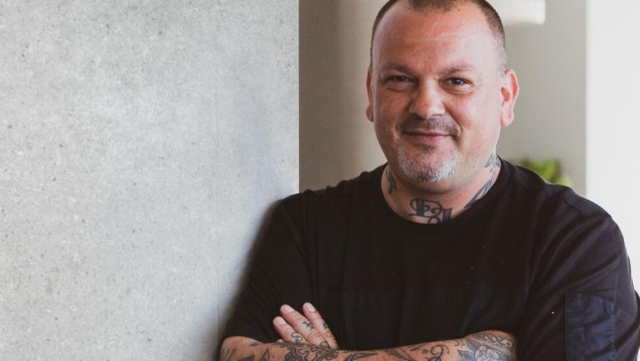 Δημήτρης Σκαρμούτσος: «Κόλλησα με την ηρωίνη, έχω φτάσει τρεις φορές κοντά στο θάνατο»