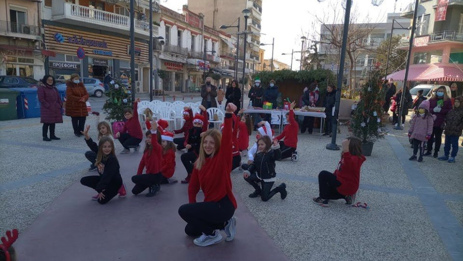Ξεχωριστή Χριστουγεννιάτικη ατμόσφαιρα με πρωταγωνιστές τα παιδιά των ΚΔΑΠ