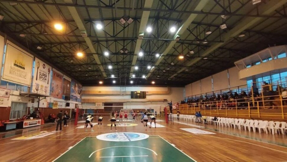 Στο κλειστό της κοιλάδας: Εκτός Φιλόδημου τα κλιματιστικά!