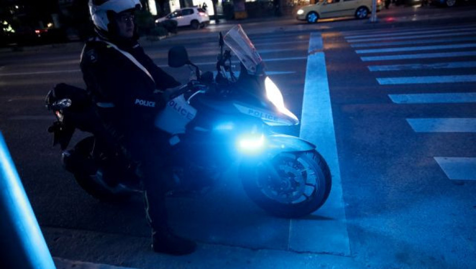 Μενίδι – Πτώμα άνδρα βρέθηκε τυλιγμένο σε χαλί  κοντά σε σχολείο