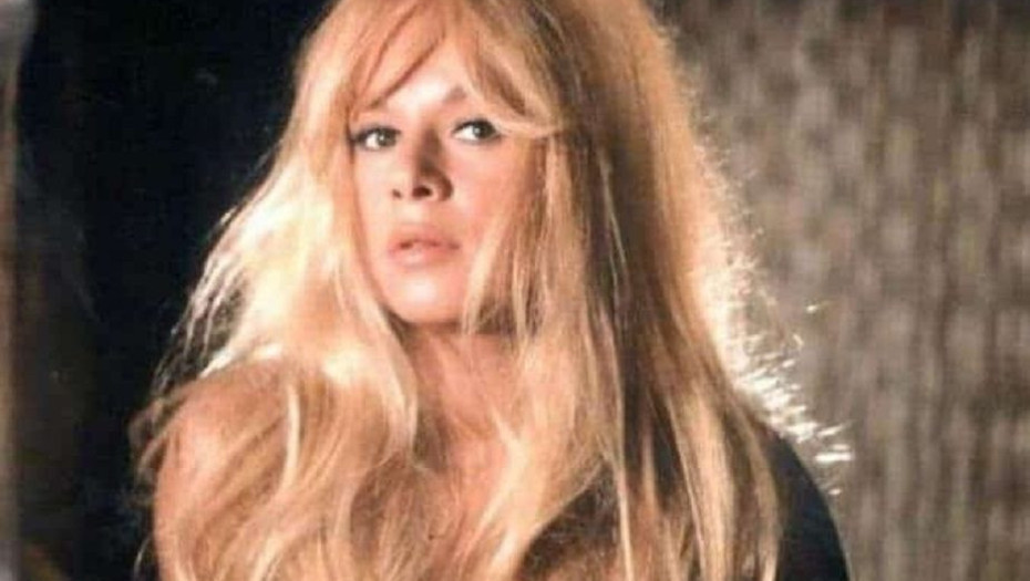 Αλίκη Βουγιουκλάκη: Η «απαγορευμένη» φωτογράφιση – Αμέσως μετά το διαζύγιο με τον Παπαμιχαήλ