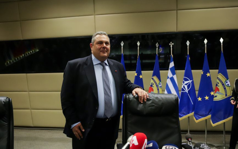 «ΓΙΑΦΚΑ» ΣΥΡΙΖΑ ΜΕΣΑ ΣΤΙΣ ΕΝΟΠΛΕΣ ΔΥΝΑΜΕΙΣ ΚΑΤΑΓΓΕΛΕΙ Ο ΚΑΜΜΕΝΟΣ!