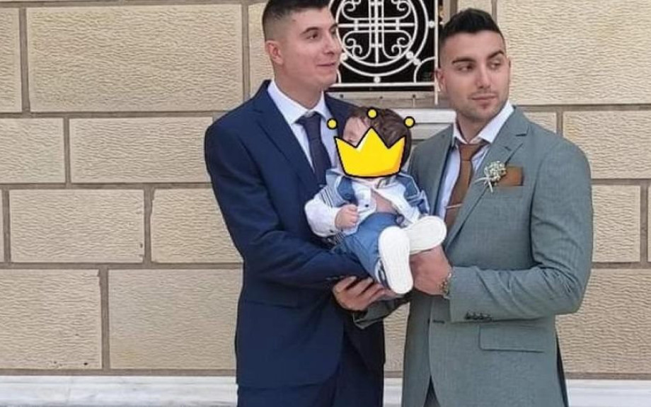 Δύο αστυνομικοί έγιναν οι νονοί του μωρού που έσωσαν τον περασμένο χειμώνα με τον απίστευτο χιονιά που έπληξε την Αττική