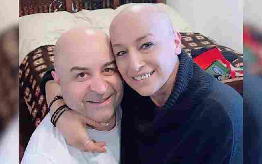 Μάρκος Σεφερλής: Ξύρισε τα μαλλιά του για να συμπαρασταθεί στη μακιγιέζ του που έχει καρκίνο