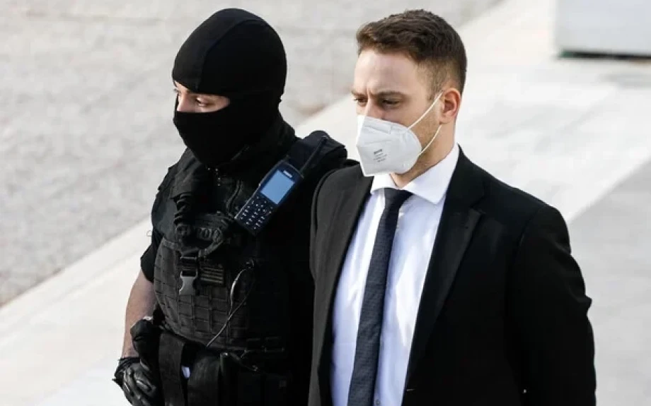 Γλυκά Νερά: Ένοχος ομόφωνα ο Μπάμπης Αναγνωστόπουλος