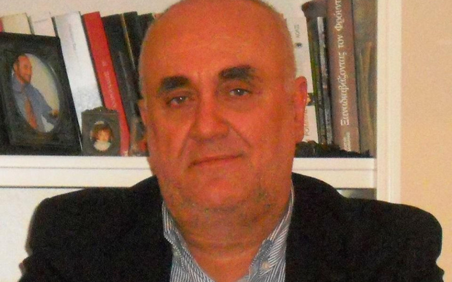 Μιχάλης Καρτερός: Στη Νιγρίτα υπάρχει είδος κυπαρισιού που ρίχνει πευκοβελόνες!